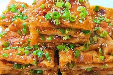 外面賣8元一斤的醬香餅，教你在家做，秘制醬料，學會都能開店了