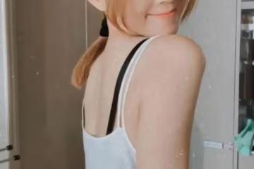 殘酷!香港女星傅穎曝當年組合解散過程,稱還曾被迫做擦邊球動作