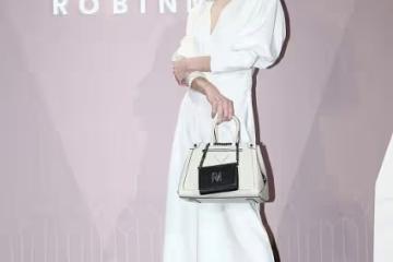 中年的陳嘉樺真不那麼「假小子」了,穿白裙配鎖骨發,美得不像話