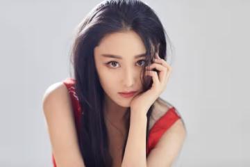 張馨予老公視角下的自然美曝光，清新脫俗引熱議，幸福婚姻顯真章