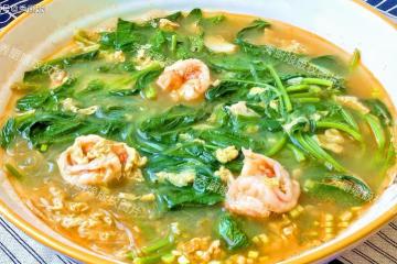 黃瓜、苦瓜靠邊站，夏天這「鹼性菜」使勁吃！大便通暢，對眼睛好