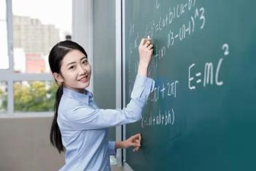 母親反對月薪八千元的公務員女兒嫁給年收入五十萬種地大戶的兒子