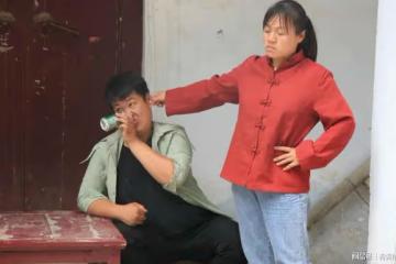女子嫁給低保戶，丈夫拆遷獲得百萬賠償款，女子索要不成鬧離婚