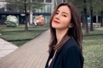 慘變閒角?香港知名歌手內地參演古裝劇,但劇照及資料未見其蹤影