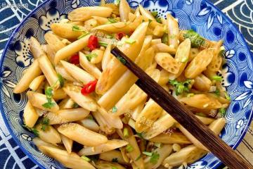夏天，這菜使勁吃，一清熱下火、二潤腸、三減肥瘦身，鮮嫩營養高