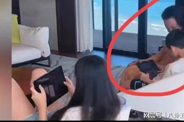 重男輕女!汪小菲全家淚別孫子,孫女獨自玩iPad,身體發育穿廉價T恤