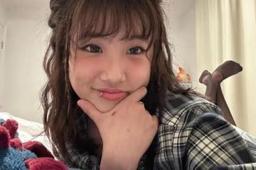 19歲梧桐妹秀漫畫,畫7個小時很認真,卻被評論要多練基本功