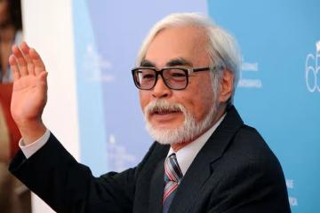 女星陪睡曝光：25萬一晚，全是老頭