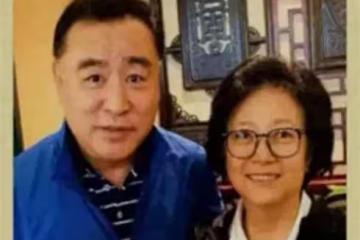 張宏民曬杜憲合照,不刻意扮嫩也沒穿老年裝,端莊得體氣質優雅!