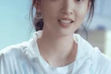 吳倩生活落魄!離婚2年一人賺錢養女兒,一頓飯花百元吃剩的還打包