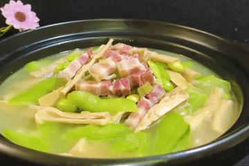 絲瓜和它太絕配,早該這樣吃了!燉一燉湯和菜都有了,一口鮮嫩爽脆、誘人食慾