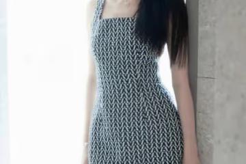 孫怡這身材讓人自卑，穿小短裙又瘦又有曲線，雙腿又細又長又直