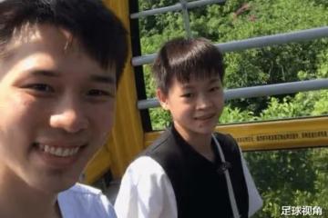 中國體壇頂流!全紅嬋開直播首秀唱歌,僅開1分鐘,高達萬人捧場