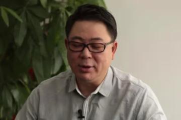 高亞麟談人品引熱議，昔日國民老爸如今陷爭議，言行舉止成焦點