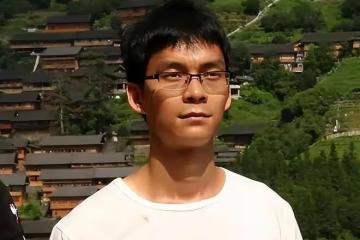 唐尚珺被華南師範大學錄取,評論區一片嘲諷:16年真的甘心嗎?