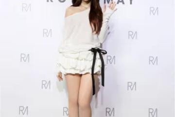 舒華零濾鏡「曬大餅臉照」流出!24歲真實膚況泄「這1畫面」網全看傻