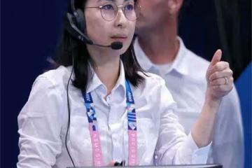 郭晶晶擔任跳水裁判長，見證中國隊奪冠！網友：霍家當家主母厲害