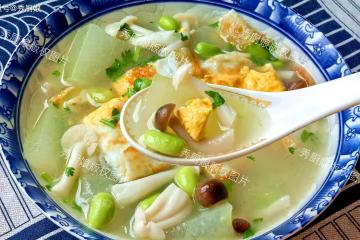 夏補鉀,體不乏,建議中老年:多吃4種高鉀食物,腿腳有勁更健康
