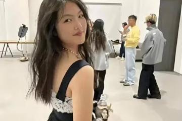 18歲李嫣：4次手術後的美麗蛻變，她真的像極了王菲！