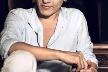 夫妻倆堅持26年不吃肉不生子，就為了不變老，如今54歲近照不敢認