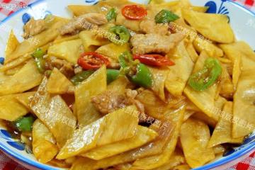 8月吃紅薯不如多吃它，含17種胺基酸，隨手一炒，健脾開胃又下火