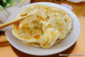 蔥油餅怎麼做?教您方法和竅門,這樣做柔軟多層,放涼也不會硬