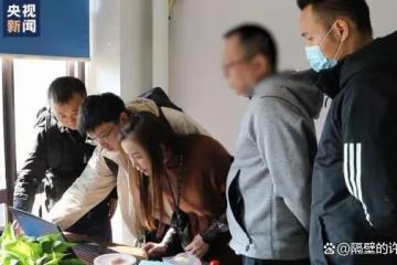 給視頻淫穢表演牽線搭橋,大學生被判緩刑。有期徒刑三年為何緩
