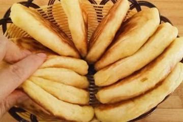 一碗玉米面，一碗白面，筷子攪一攪，不用揉面，揪一揪，簡單快速