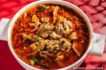 做水煮牛肉，多加「1味料」，牛肉又滑又嫩不發柴，越吃越香