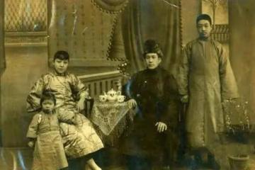 民國冀南一財主離奇死於密室，大狼狗一聲不吭，兇手身份令人詫異