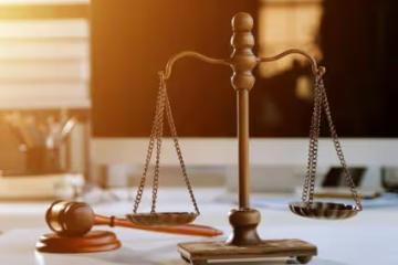 爺爺偷偷把房子過戶給孫子,法院判定合同無效