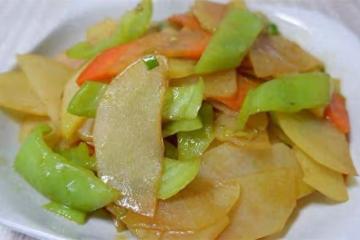 地三鮮不會做？試試這道素三鮮，不用油炸，炒一下出鍋，太下飯了