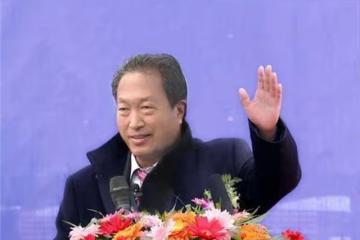 昔日河北首富：坐擁千億家產，家中27個保姆，最後帶兒子一起自首