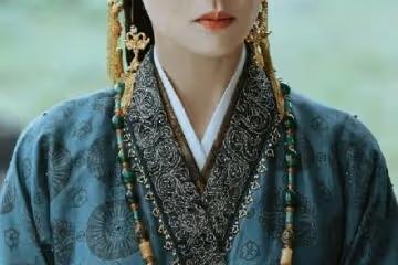 亞視和TVB真正的女神，2個角色火遍大江南北，51歲為養子操碎了心