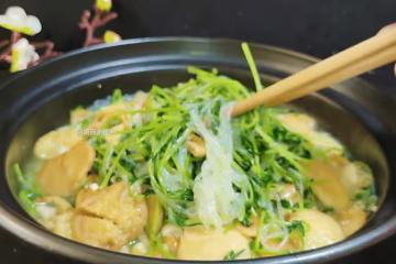 秋天吃不夠的便宜菜，妥妥的菜中人參！燙一燙1分鐘出鍋，滿口脆嫩、清潤十足
