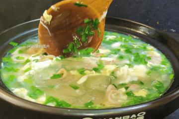 白露後寧可不吃肉，也要再來一碗此湯！三種食材隨便煮，鮮潤十足，滿口好味