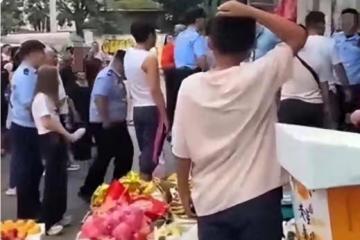 天津牛羊肉店老闆娘遇害後續:兇手是兒子女友,知情人曝內幕