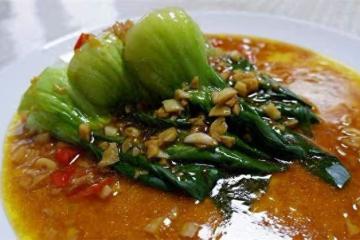 簡單好吃的蒜香油菜做法，三顆油菜一盤菜，簡單易做，先收藏起來
