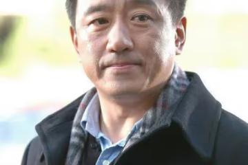 我寧可重拍也不會讓他得逞!2000年,導演陳國軍籌拍《末路1997》
