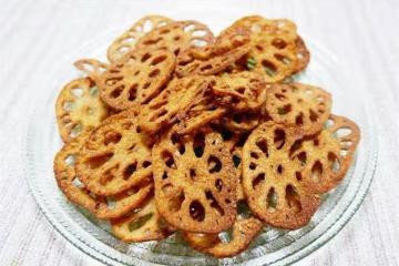 又發現一個藕的新做法,香酥咸香,酥脆可口,咬一口嘎嘣脆
