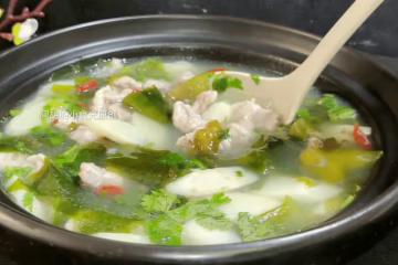 秋天裡，喝排骨湯不如喝此湯！每天都能安排一碗，不怕秋燥、不怕油膩