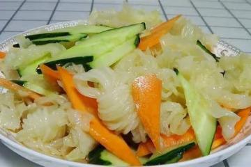 秋季必備的涼拌小菜，做法簡單，爽口開胃又好吃，一人一盤不夠吃