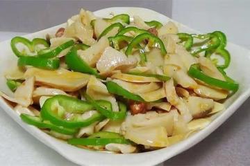 非常好吃的杏鮑菇小菜，簡單一蒸一拌，香辣嫩滑又營養，果斷收藏