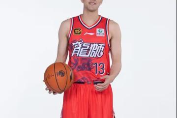 關注度拉滿！郭艾倫輕鬆通過CBA體測，最快18日對陣遼寧上演首秀