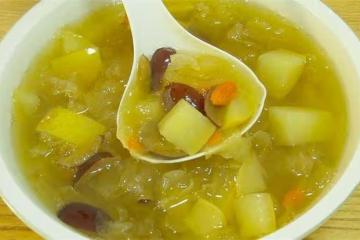 秋冬必喝的一道湯，做法食材都很簡單，潤肺化痰，比燕窩還滋補
