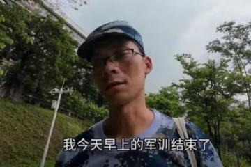 4次直播賺數萬,唐尚珺這條路選對了,做網紅大學生很成功
