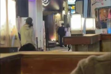 約會被中國網友偶遇,他也塌房了?