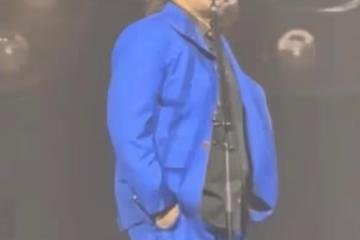 神來之筆!伍佰演唱會上以梗還梗暗諷葉珂,現場氣氛瞬間被點燃