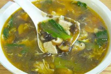 天冷又乾燥,我家常做這鍋湯,6塊錢能做一大鍋,營養開胃又暖身