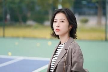 周雨彤廁所吃零食言論引爭議,真性情還是情商低?網友熱議不斷